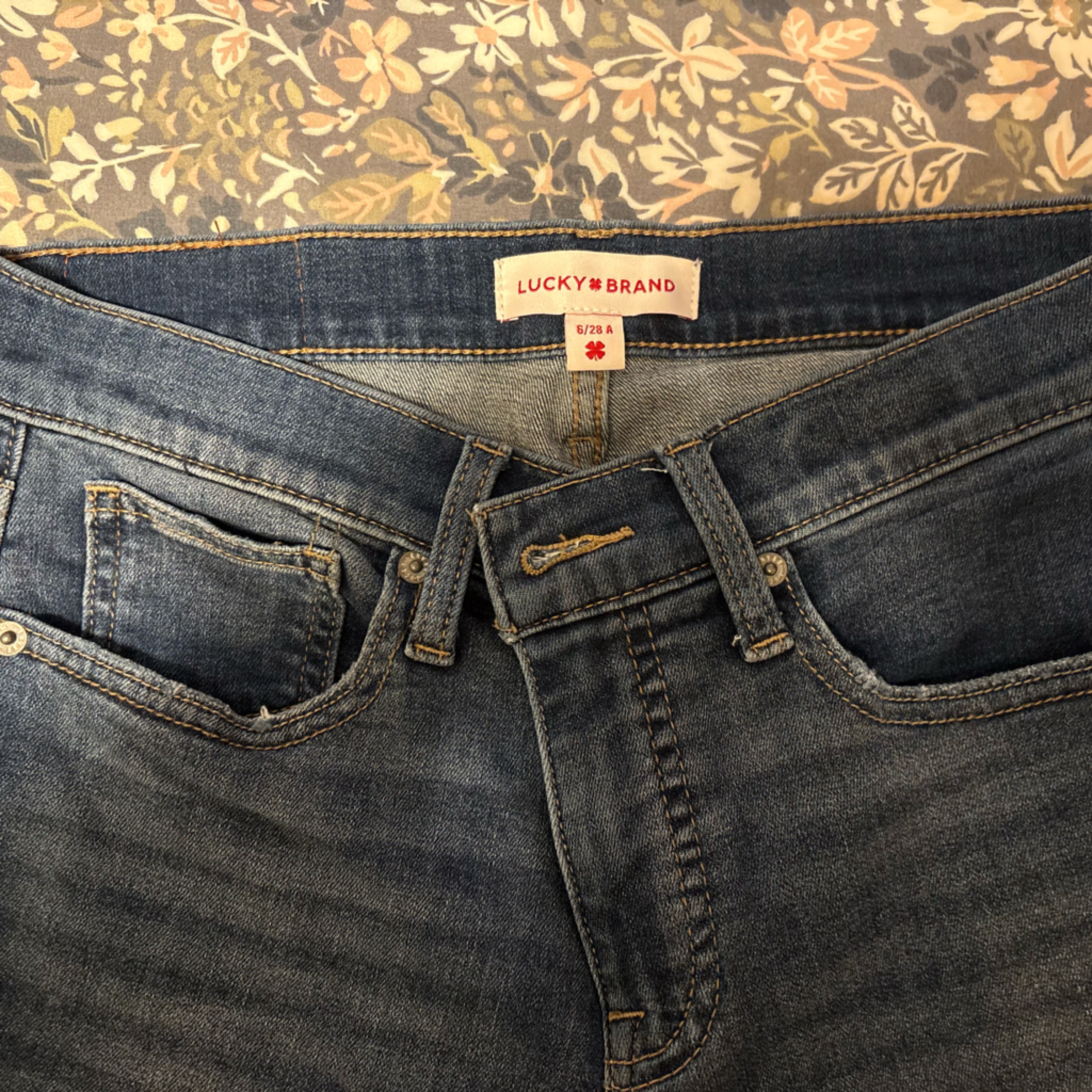 Lucky Brand Distressed Ankle Jeans - Dark Blue